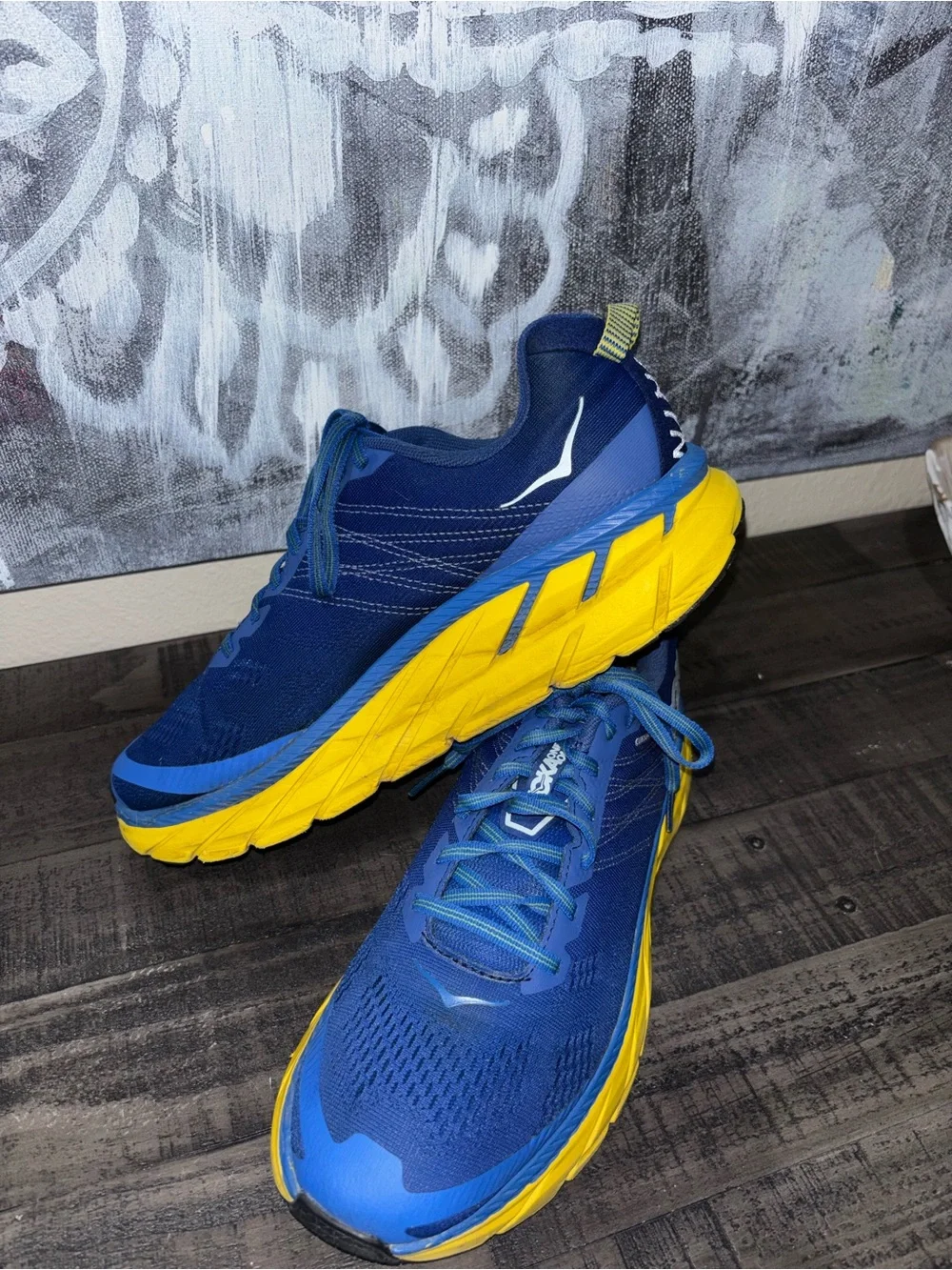 Hoka One One Clifton 6 MENS SZ 9